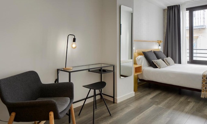 Pamplona City Centre Hotel | Hostal Arriazu