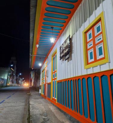 Murillo House | Hostal Boutique El Rocio