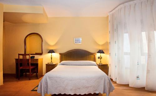 Old Town House | Hostal Guzman El Bueno by gaiarooms