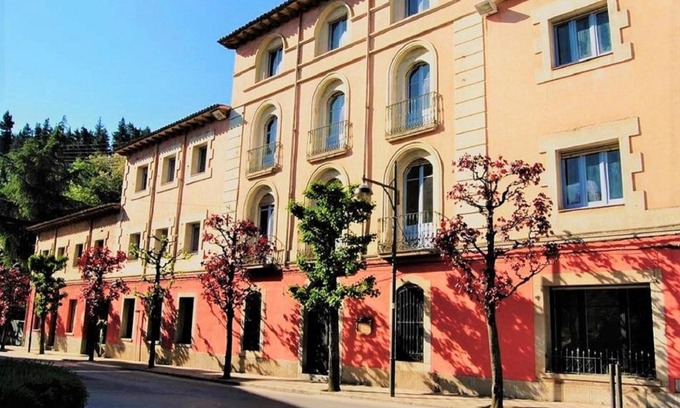 Arbucies Hotel | Hostal Montsoliu
