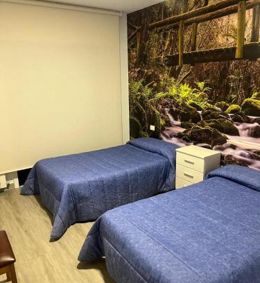 Rodeiro House | Hostal y Albergue Carpinteiras