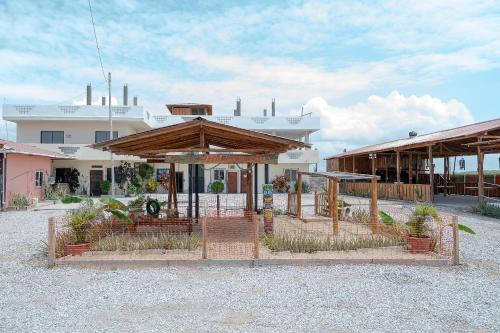 Playas Apartment | HostaSuites Mijinn