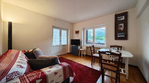Sestriere Apartment | Hostdomus - Fox Suite