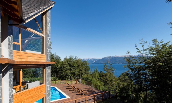 Correntoso Hotel | Hosteria La Camila