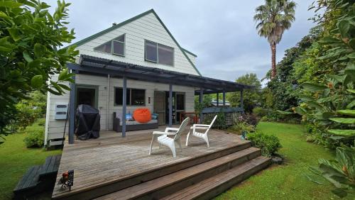 Whangamata House | Hosts on the Coast Treetops