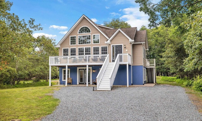 Albrightsville House | Hot Tub, Game Room, Dog Friendly, Sports Bar, A/C