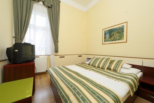 Balatonfured Hotel | Hotel Blaha Lujza