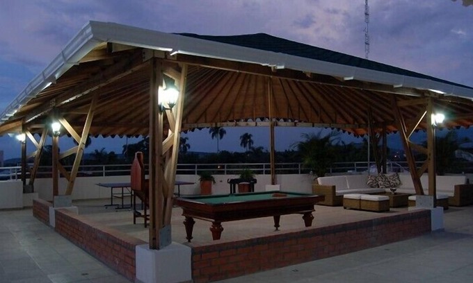 Tulua Hotel | Hotel Cafe Plaza