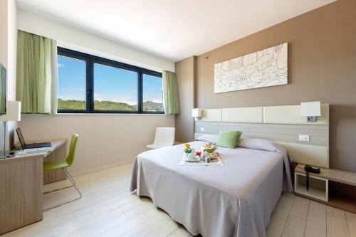 Fuorigrotta Hotel | Hotel Cristina