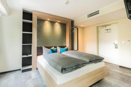 Emden Hotel | Hotel DH -Deutsches Haus-