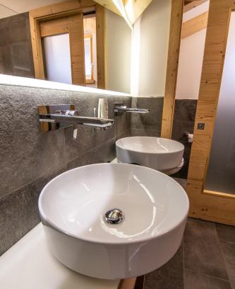 Mezzana Hotel | Hotel Eccher 3 stelle Superior