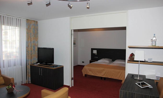 Aubing-Sud Apartment | Hotel Gästehaus Forum am Westkreuz