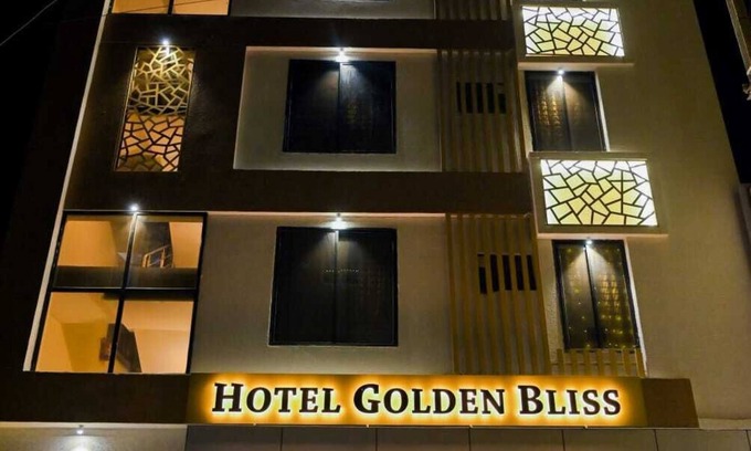 Bhopal Hotel | Hotel Golden Bliss