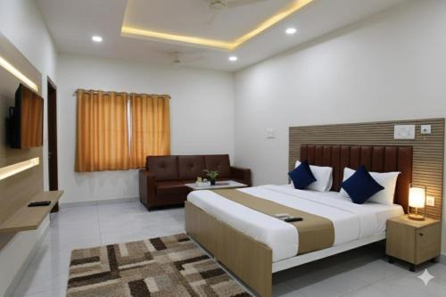 Chanda Nagar House | Hotel JK Height's Miyapur, Near Lingampally Railway Station