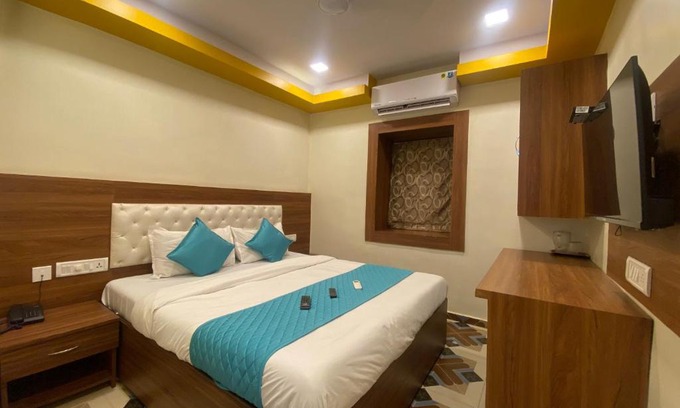 Masjid Bandar Hotel | Hotel Jodiya - Near CST