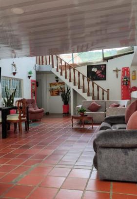 Toledo House | Hotel Kalle 13 - Toledo Norte de Santander