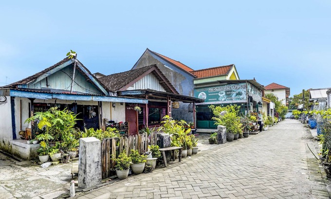 Gresik Hotel | Hotel O Nurul Homestay Syariah