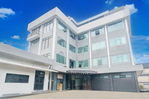 Jakarta Hotel | Hotel O Palmerah Near Binus University Formerly Wisma Bango