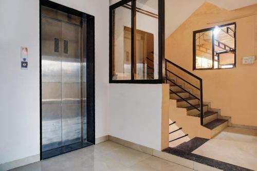 Pimpri - Chinchwad Hotel | Hotel O Sai Inn Lodging