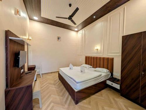 Bulandshahr Hotel | Hotel O Swastik Inn