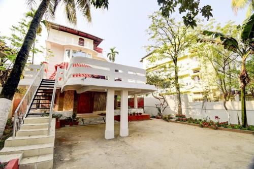 Beltola Hotel | Hotel O The Dove Villa