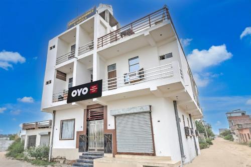 Knowledge Park III Hotel | Hotel O Vrishti Residency