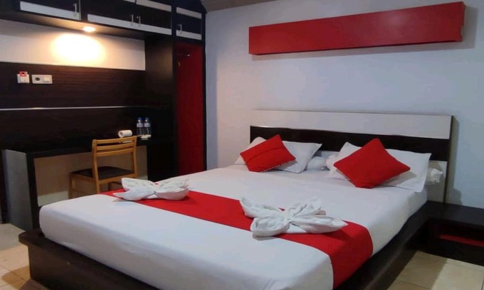 Manado City Centre Hotel | Hotel Riverside