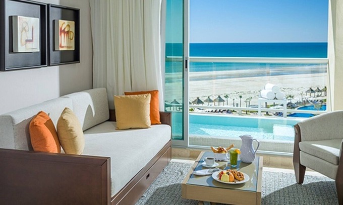 Puerto Penasco Hotel | Hotel room on the beach at Puerto Penasco, Gulf of California