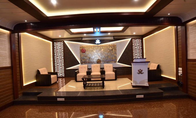 Nagercoil Hotel | Hotel Vashanth Krishna