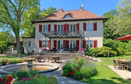 Prieros Hotel | Hotel Waldhaus Prieros