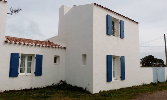 Ile d'Yeu House | House 4 persons 700m port Joinville 100m from the sea