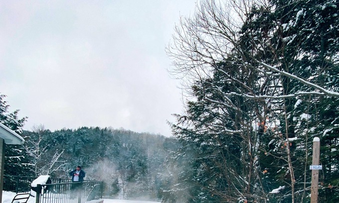 Labelle Ski Chalet | House