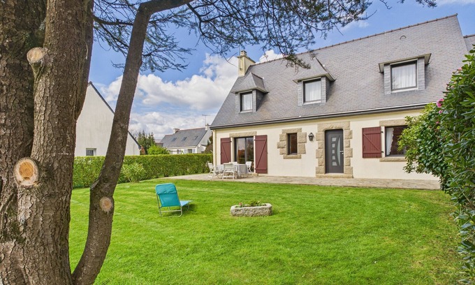 Fouesnant Ski Chalet | House for 6 with garden, center de Fouesnant