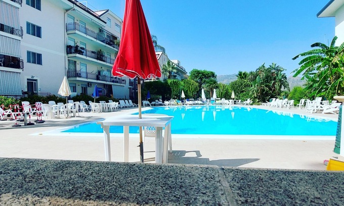 Calatabiano Apartment | House in residence with swimming pool, tennis court and playground near Taormina