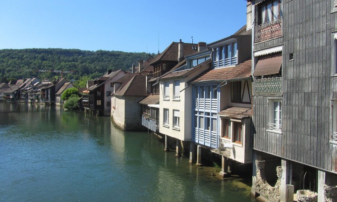 Geneuille House | House in wooded surroundings 15min from Besancon