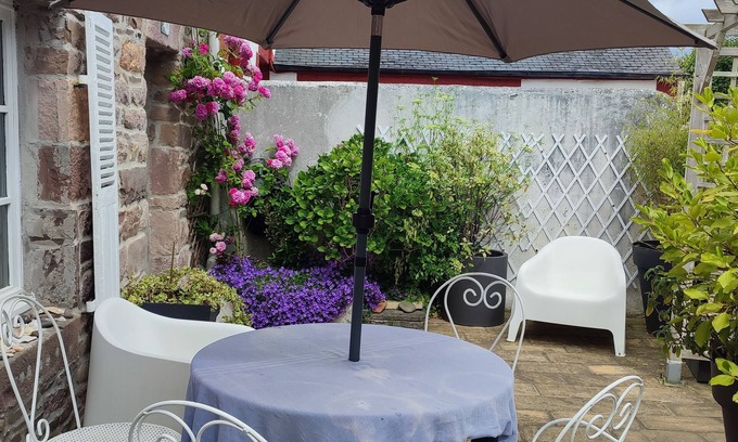 Plouezec House | HOUSE OF FISHERMAN IN DEPTH AND A 50 M OF GR34 AND 100M OF THE SEA VIEW