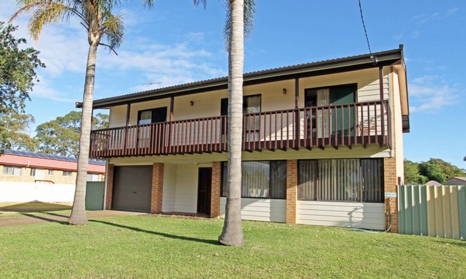 Sussex Inlet House | House that has the Lot!