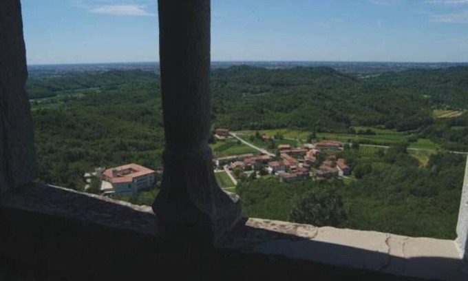 Racchiuso Villa | House/Villa in Attimis with 4 indipend accomodation for 2/4/6/10 people max 20