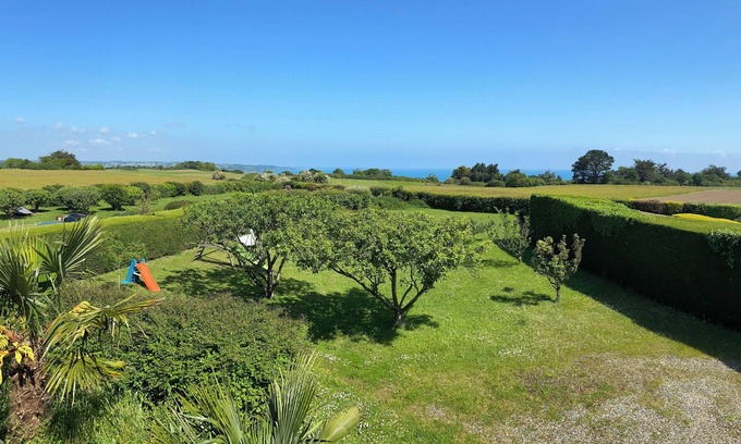 Pordic House | House with breathtaking views over the Bay of Saint Brieuc