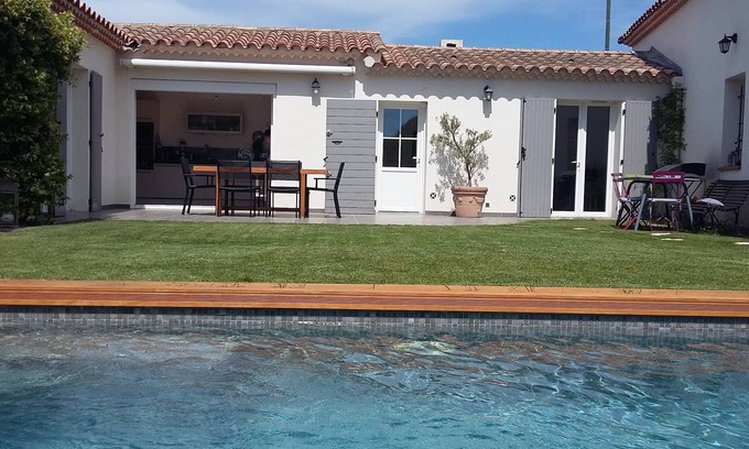 Cabries House | House with Garden and swimming pool located 10 minutes from Aix en Provence