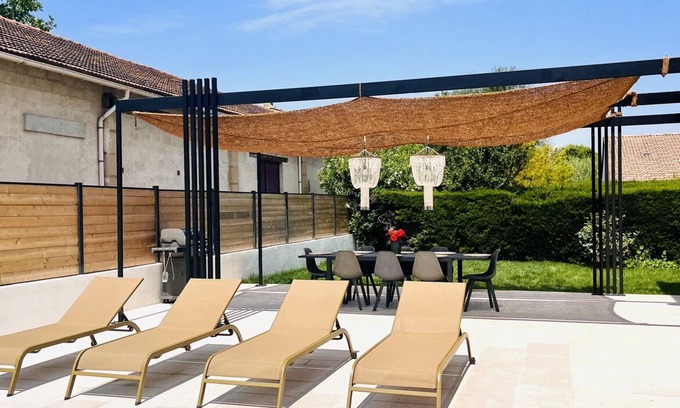Arles House | House with swimming pool close to town center