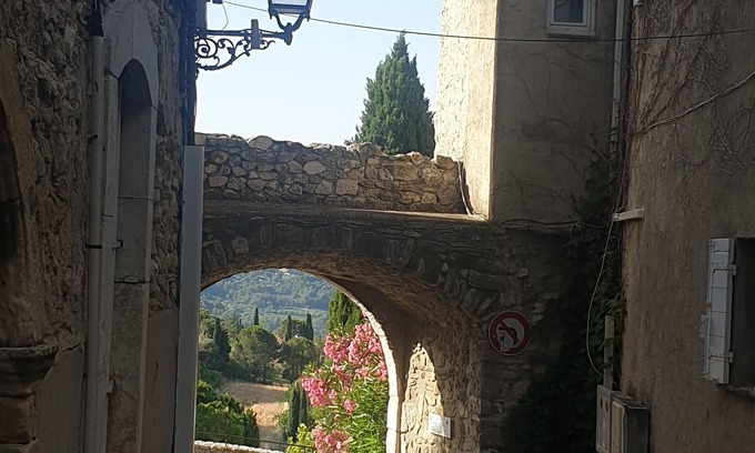 Village of Castellet Apartment | howling, a house in the ramparts