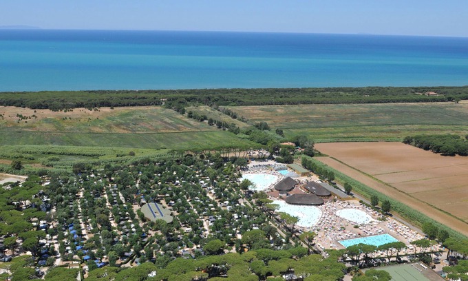 San Vincenzo Apartment | Hu Park Albatros Village