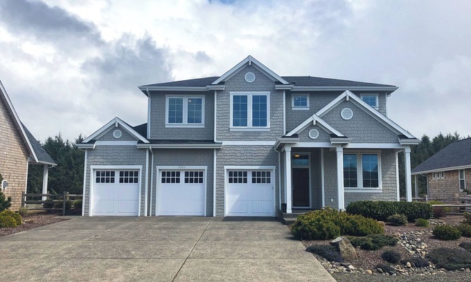 Gearhart House | HUFF`S BEACH HOUSE at Gearhart Beach, 30 day stay required