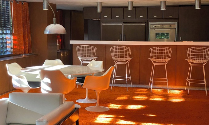 Reforma Condo | Huge, Unique, Luxurious 70's style Suite on Perfect Location