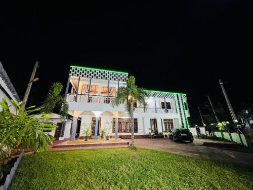 Jaffna Hotel | Humming Birds Suites