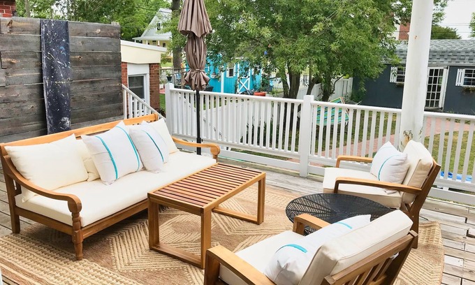 Cape Charles House | Hummingbird Cottage | Chesapeake Properties