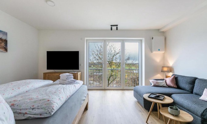 Husbyholz Apartment | Husbyries Wohnung 11