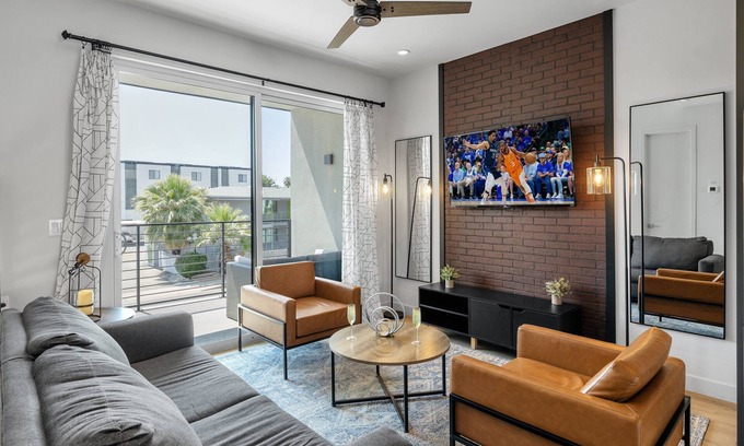 Casa Granada Townhouses House | Hush House - Hot Tub - Heart of Old Town