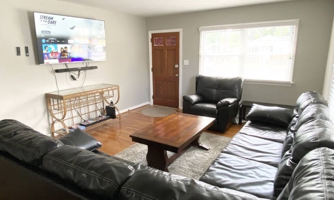 Chesapeake House | HY - King Suite, 4Tvs, Wi-Fi, 3BR, 30 day discount